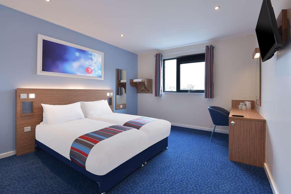 Travelodge London Finchley Room photo